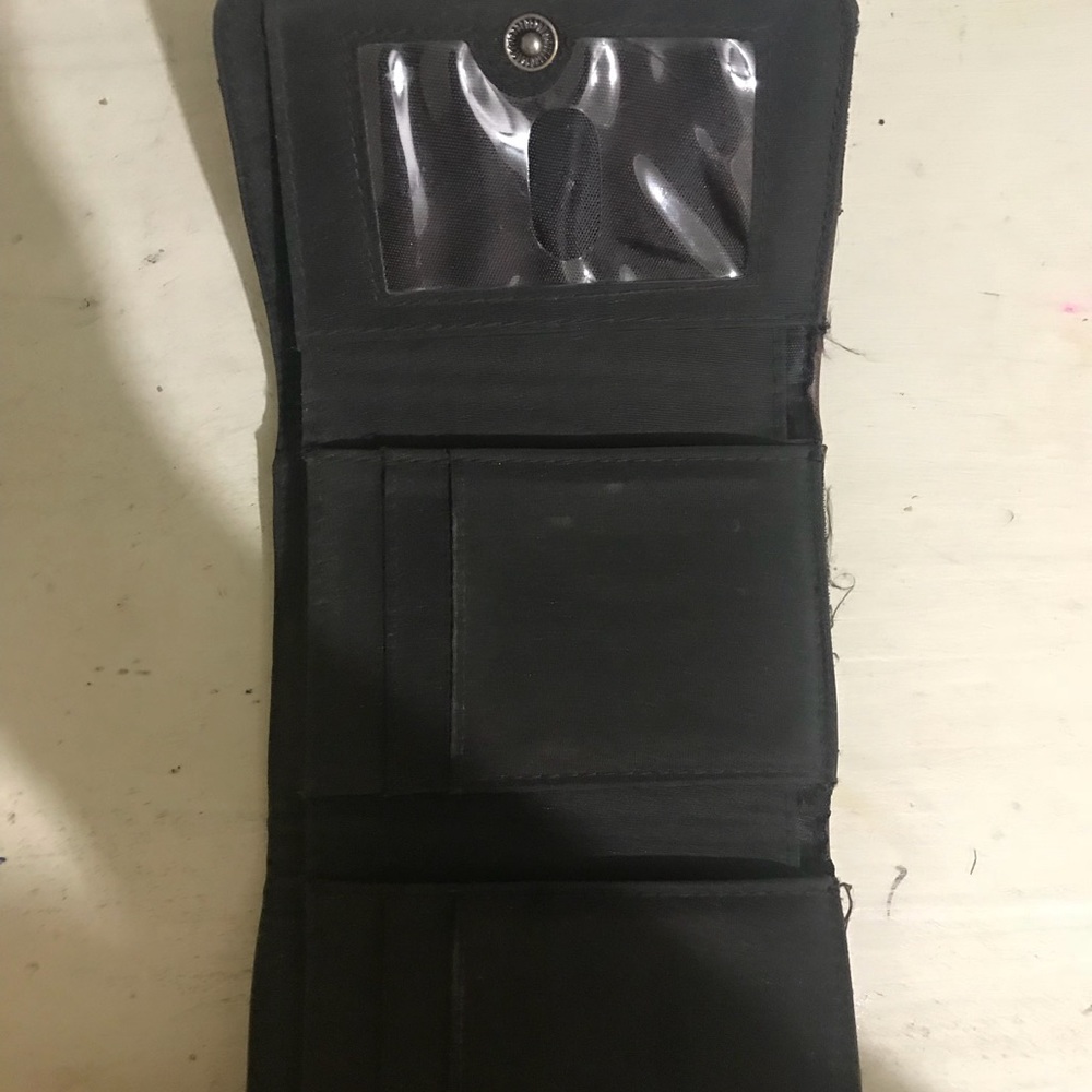 Wallet - Picture 2 of 4